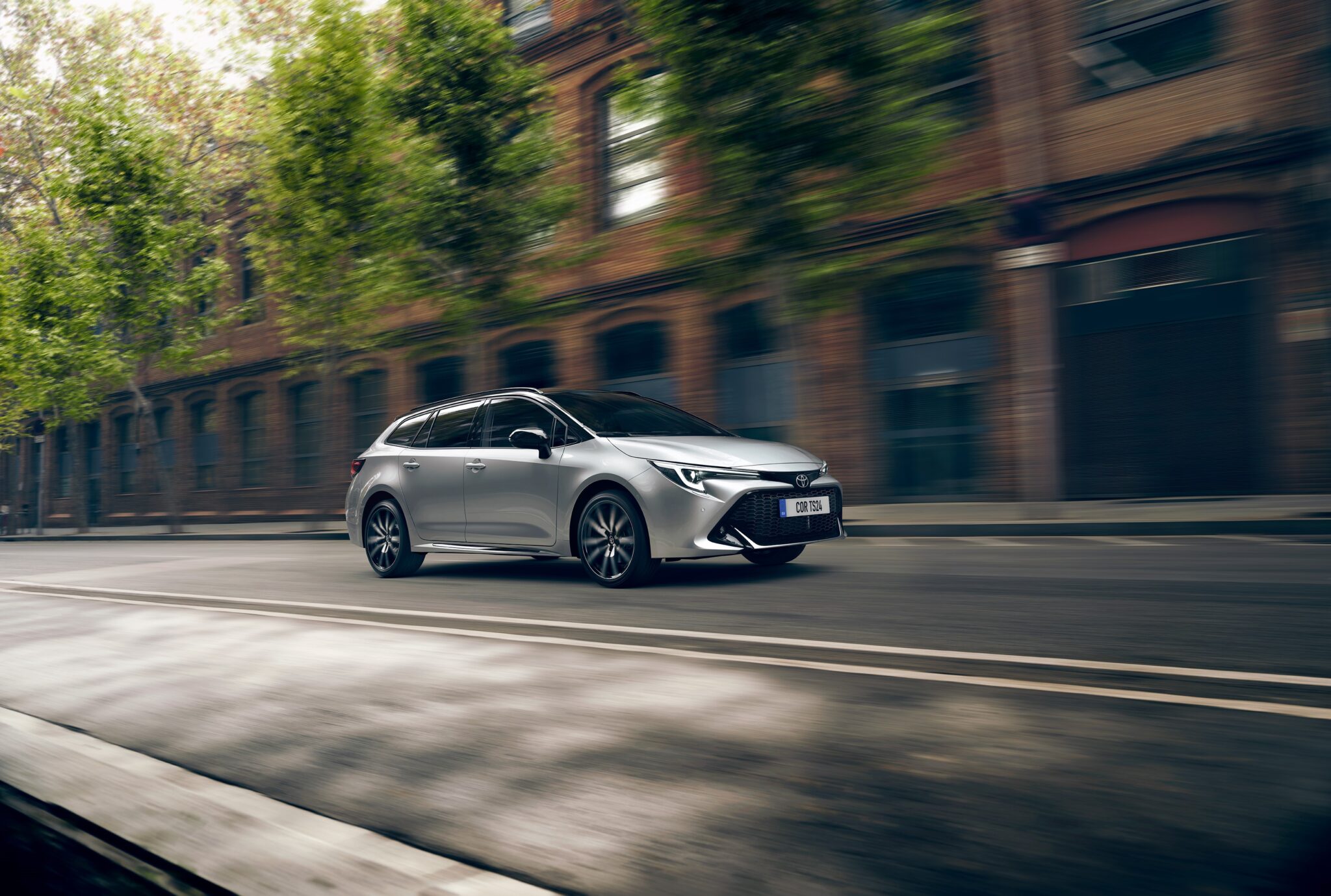 cor0001b-08a_tradein_web