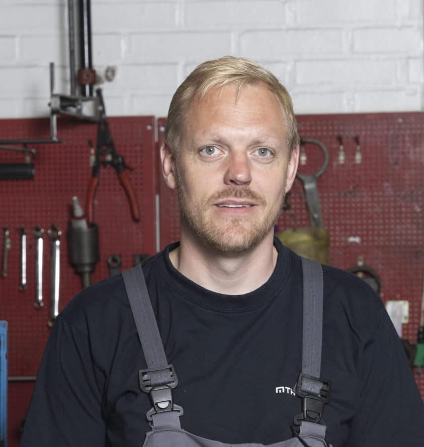 pladesmed nykøbing dennis